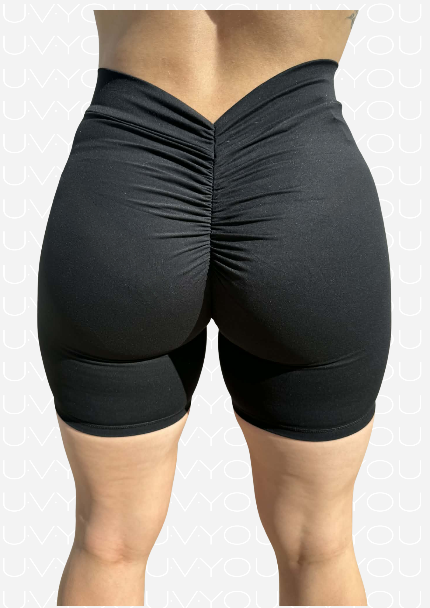 Edge Scrunch Shorts - Core Black